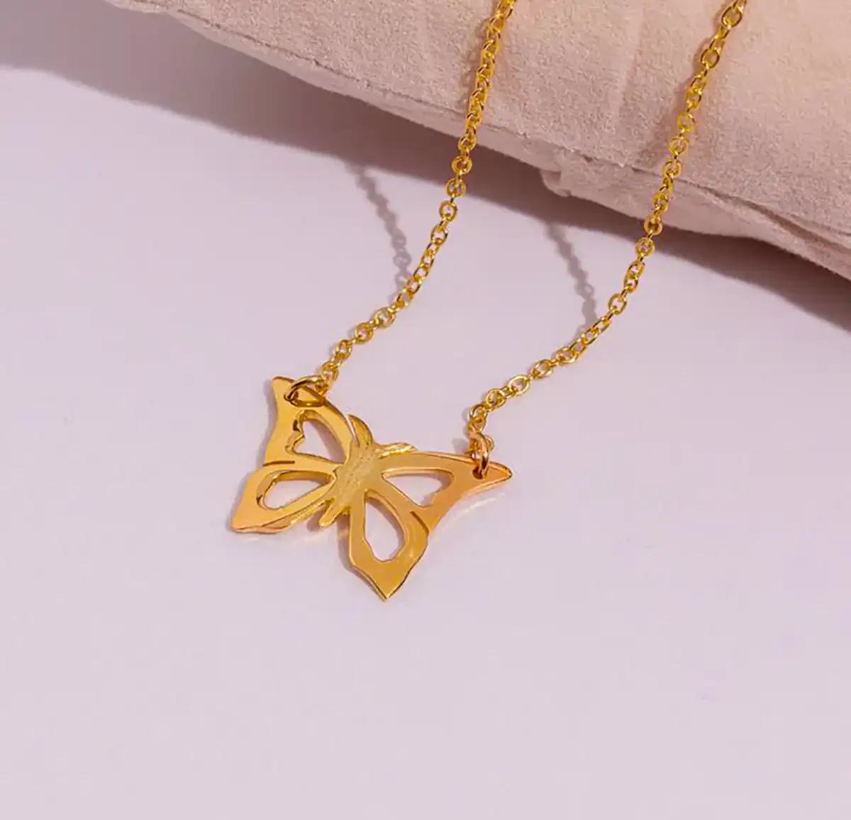 گردنبند پروانه طلا