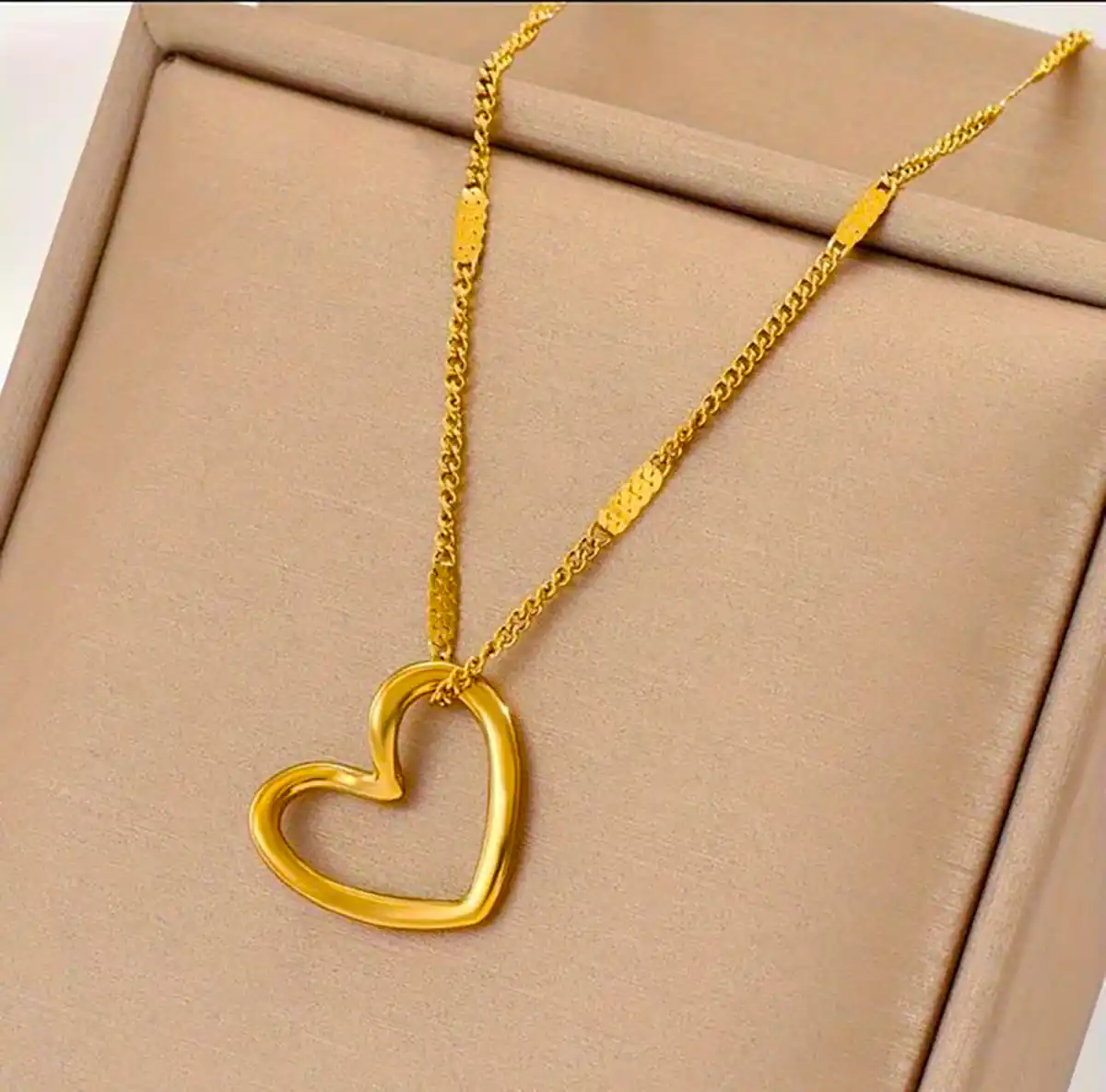 گردن آویز قلبی طلا
