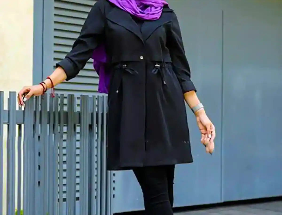مانتو باکلاس مشکی
