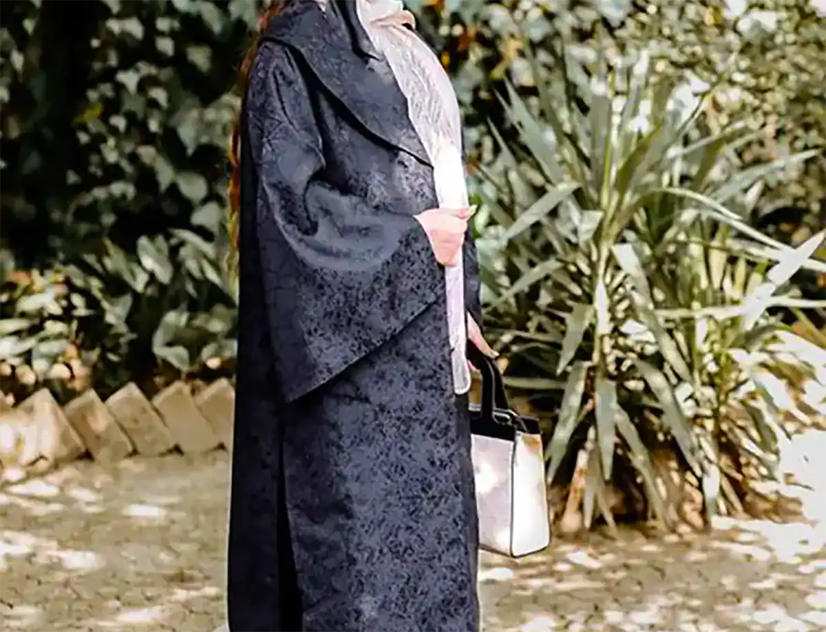 مانتو باکلاس مشکی