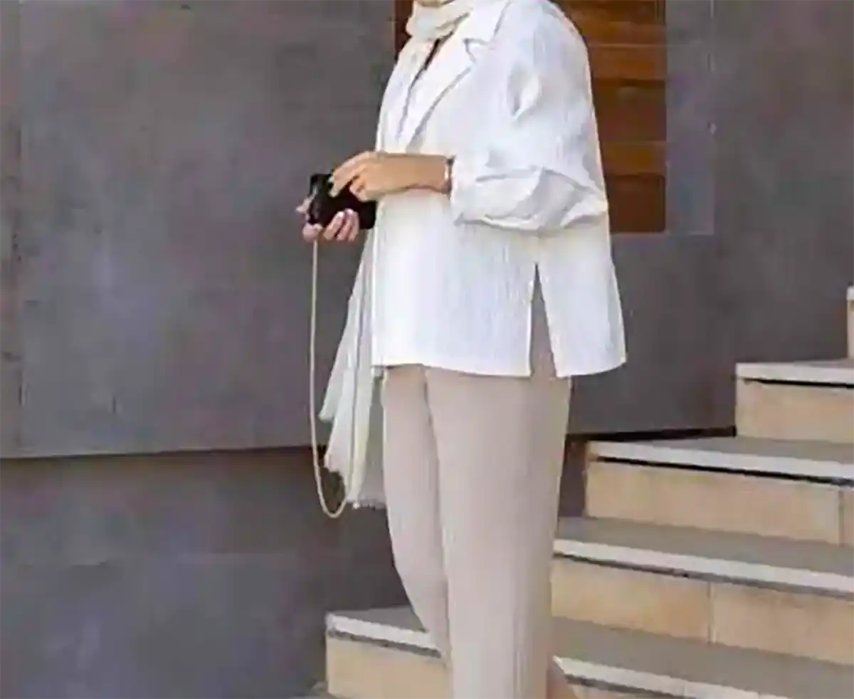 پیراهن سفید زنانه