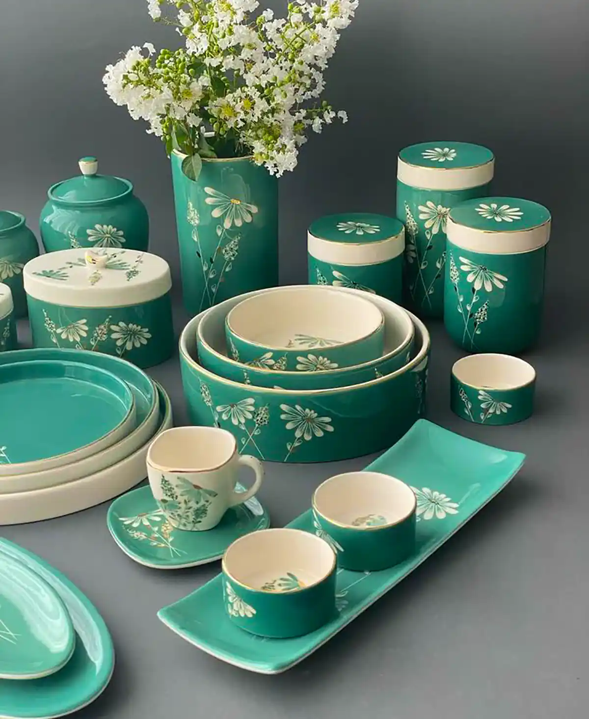 ظروف غذا خوری پاستیلی