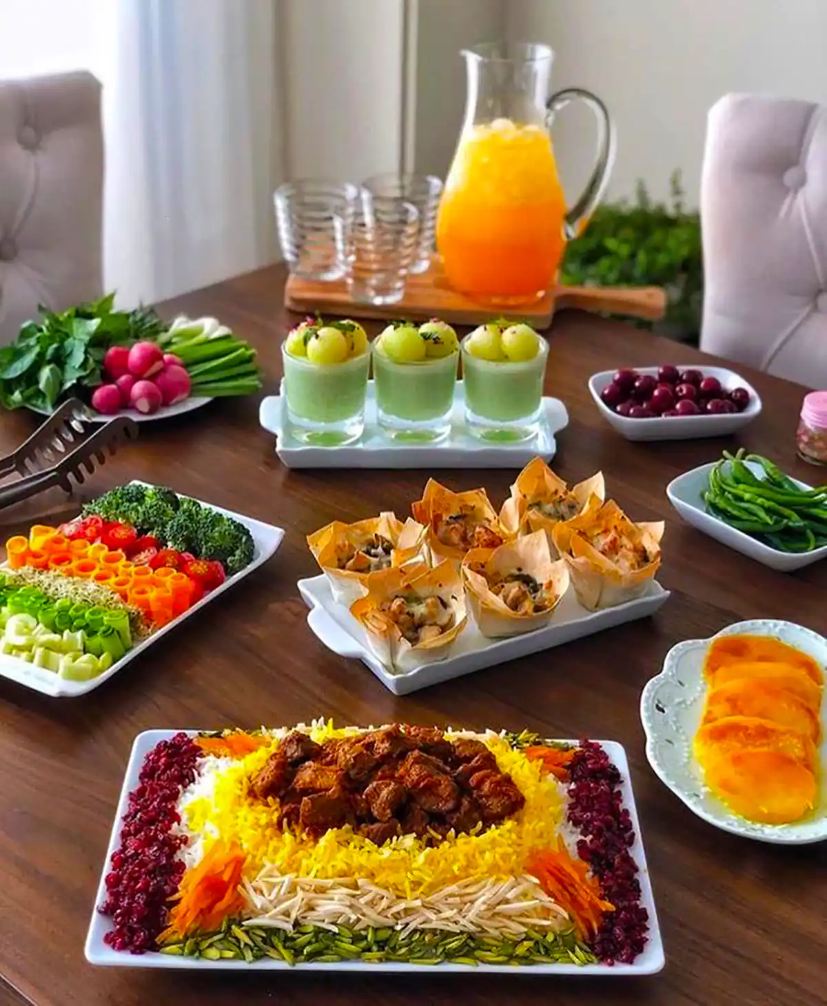 چیدمان میز غذا ایرانی
