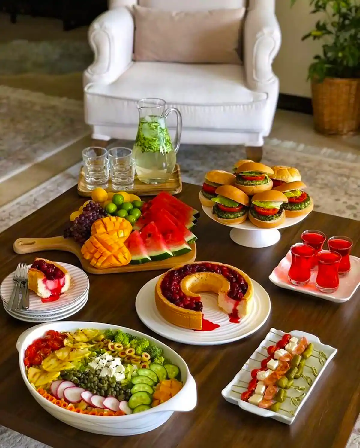 چیدمان میز غذا ایرانی