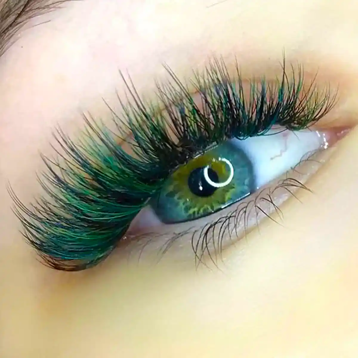 اکستنشن مژه شیک