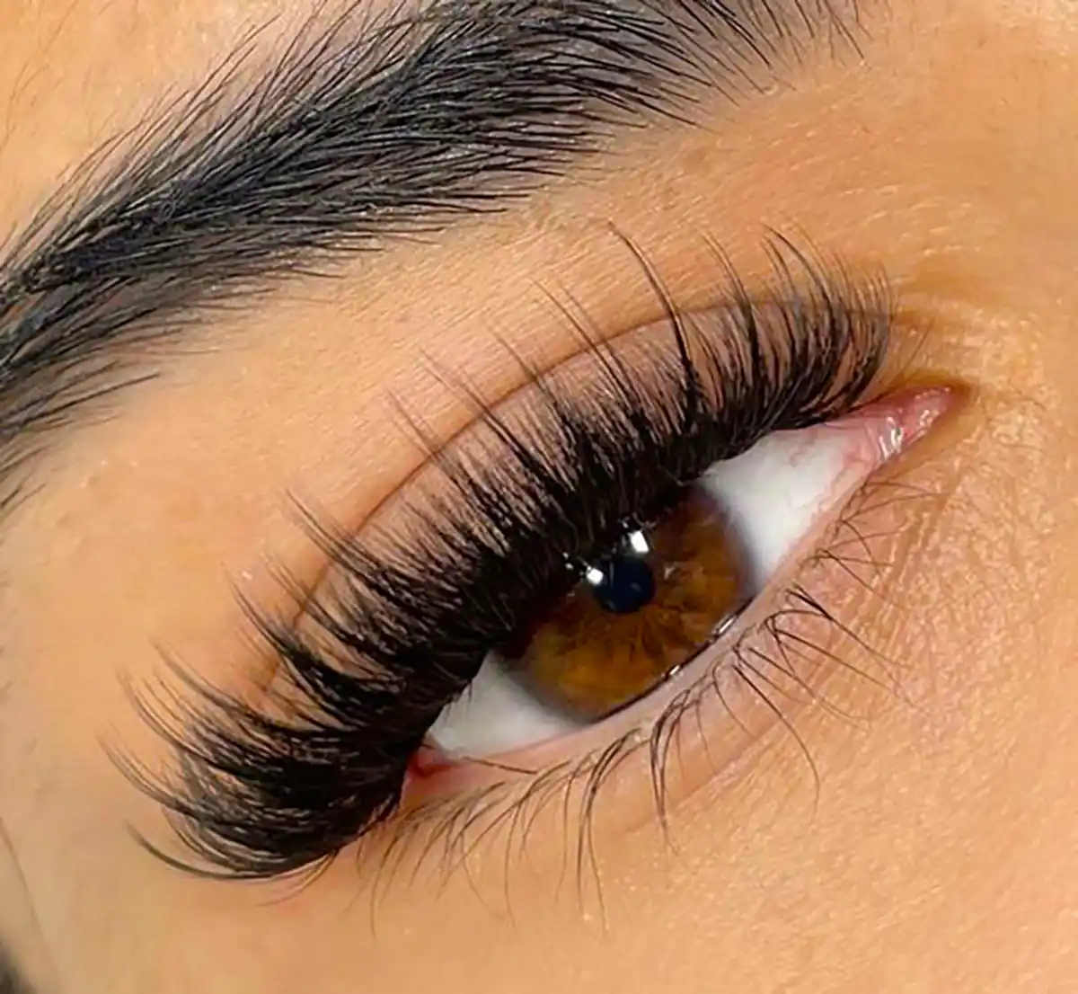 اکستنشن مژه شیک