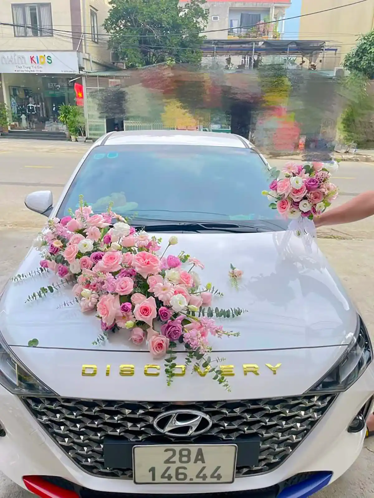 گل آرایی ماشین عروس