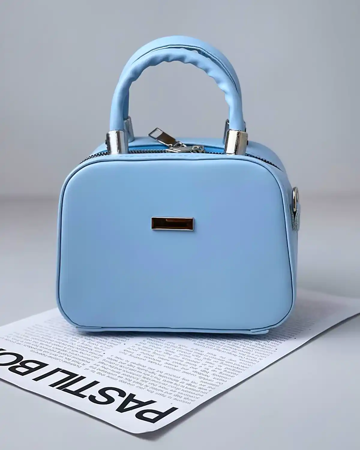 کیف زنانه آبی آسمانی