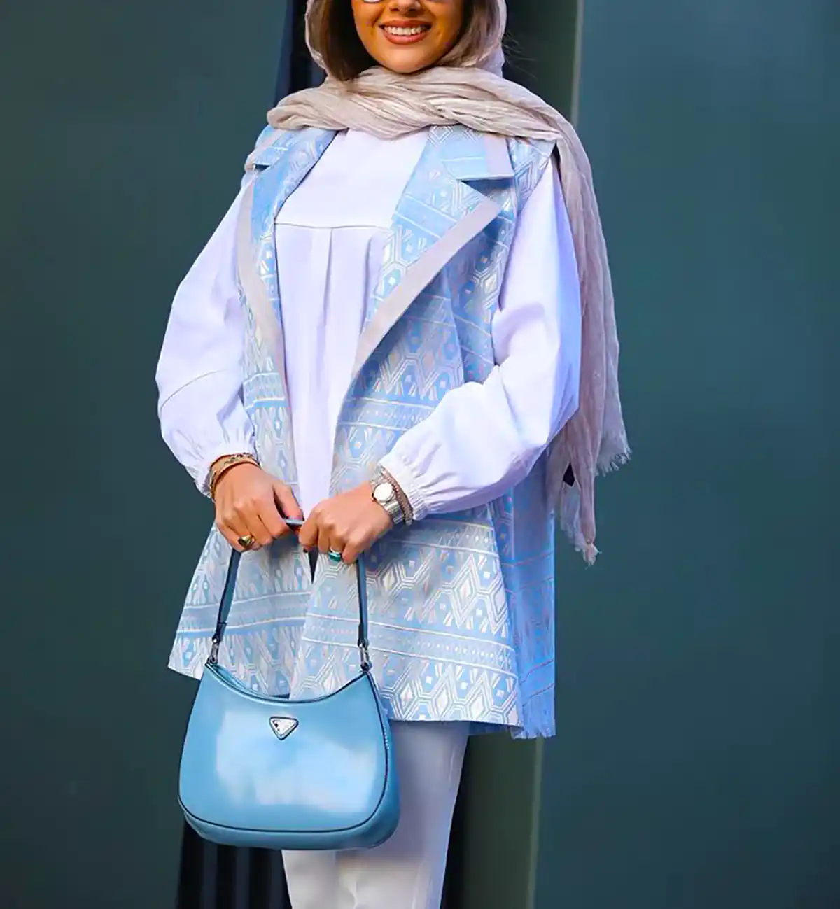 مانتو آبی یخی لاکچری