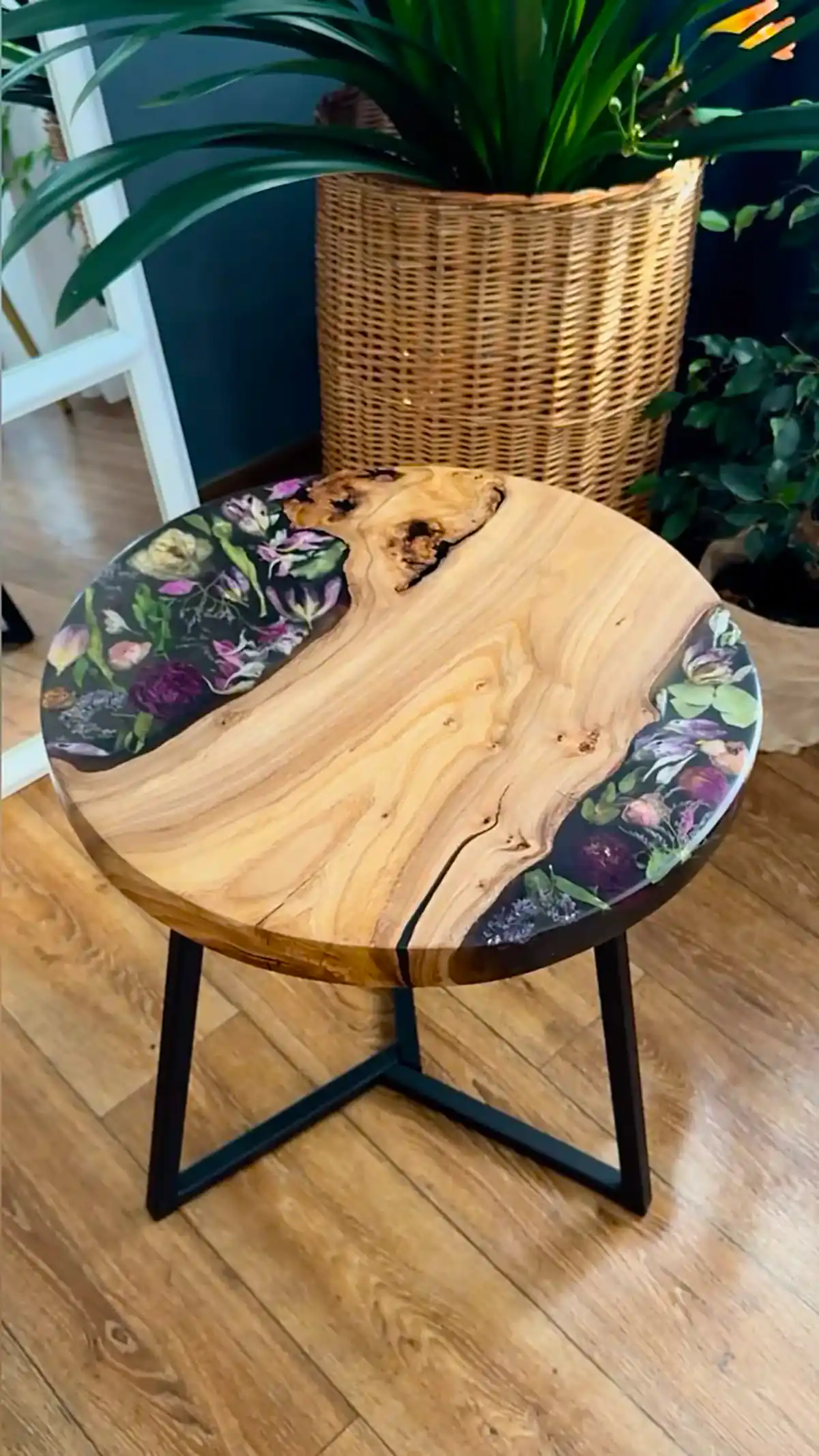 میز عسلی رزینی شیک