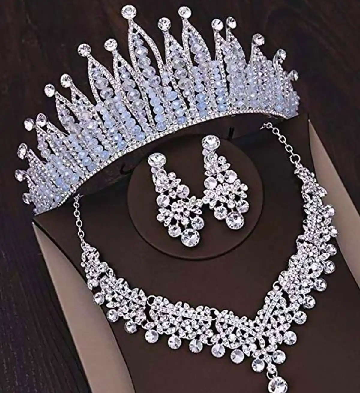 سرویس جواهر و تاج عروس
