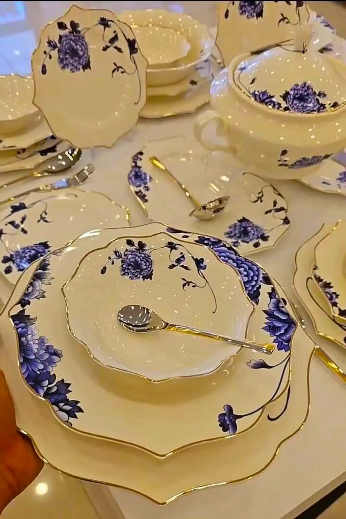 ظروف چینی کلاسیک