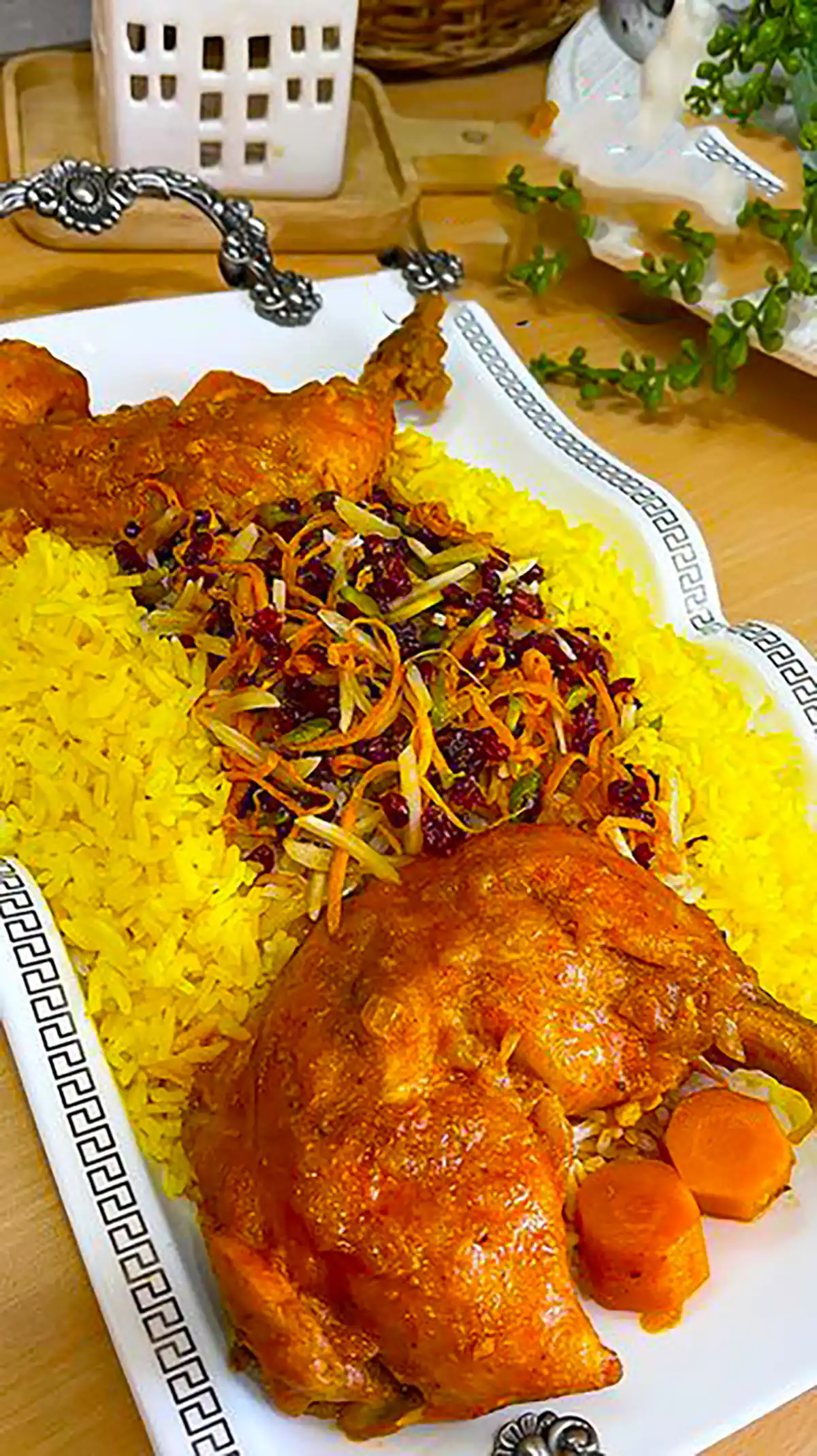 عکاسی از زرشک پلو با مرغ