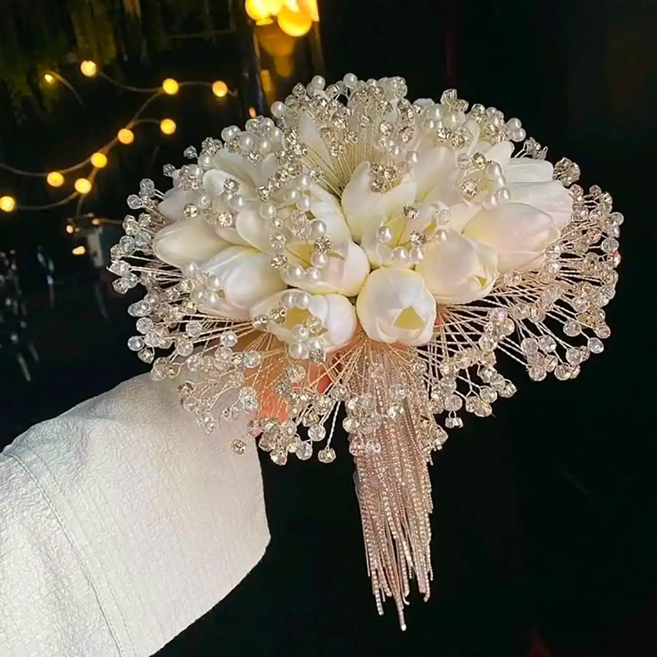 دسته گل سفید عروس