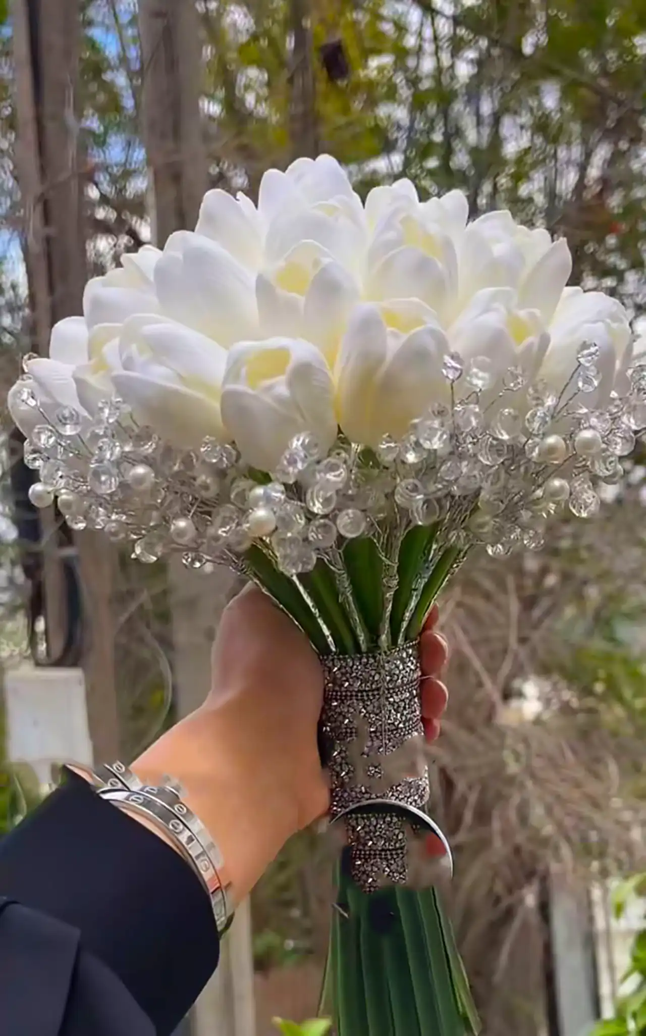 دسته گل سفید عروس