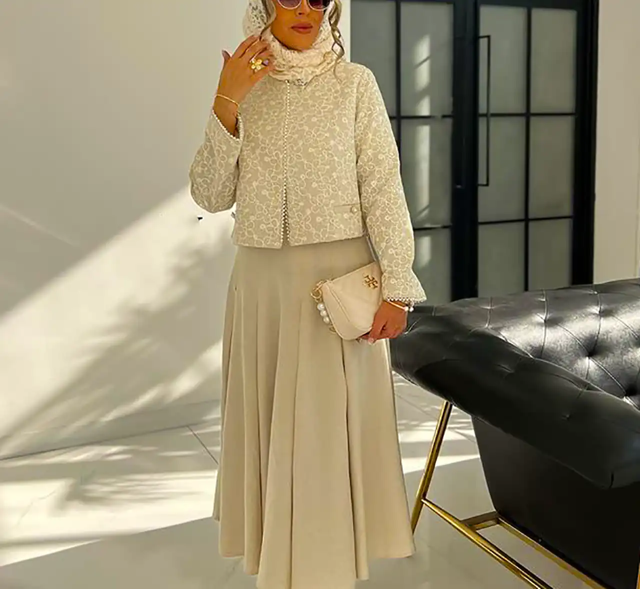 استایل زنانه با کت دامن