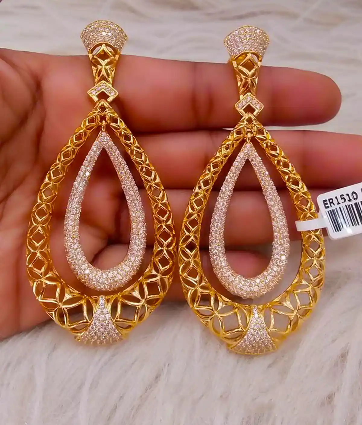گوشواره اشکی مدرن