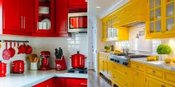 کابینت رنگی آشپزخانه؛ ۱۵ مدل خاص برای زیبایی خیره‌کننده و طراحی منحصربه‌فرد