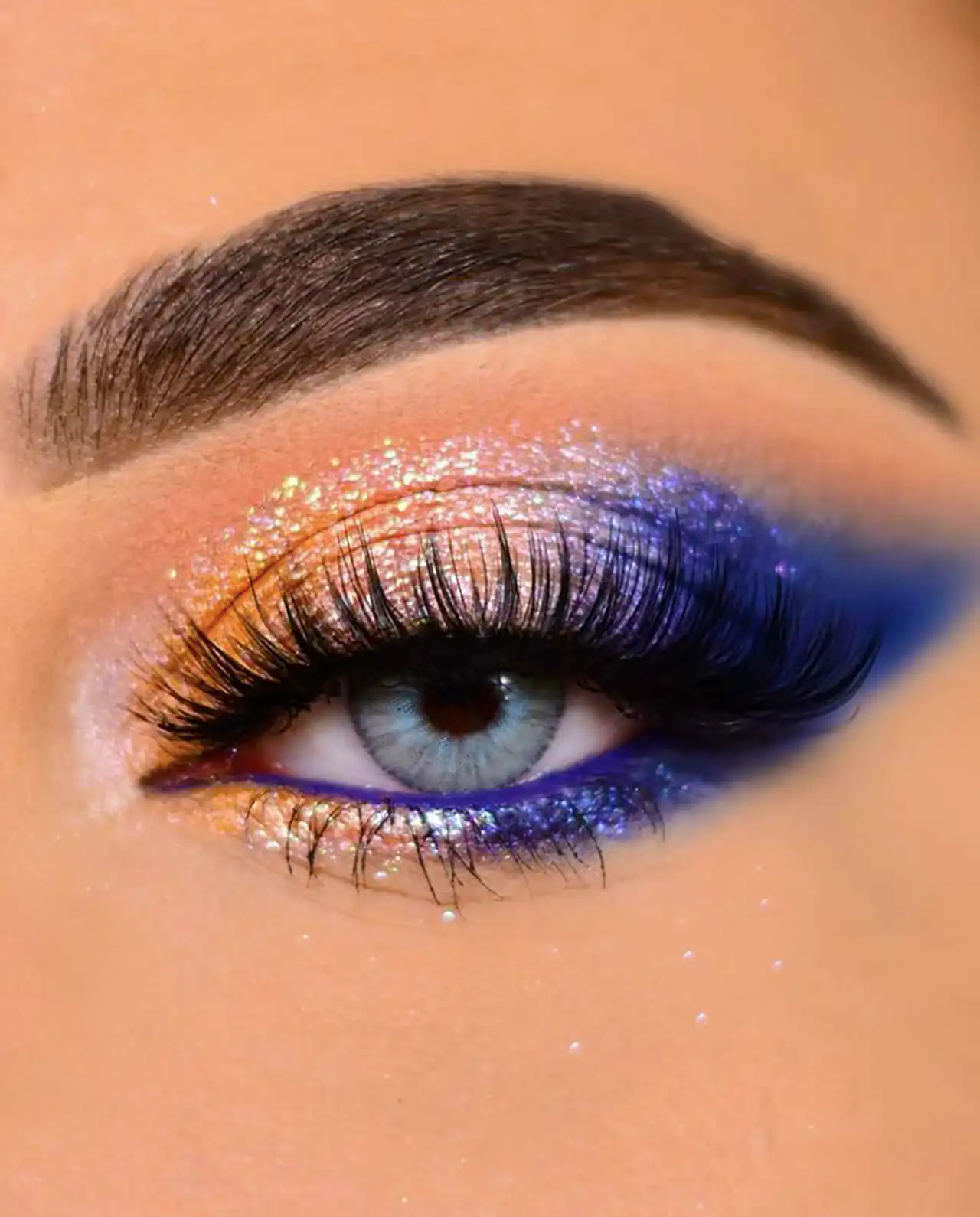 میکاپ چشم شاینی