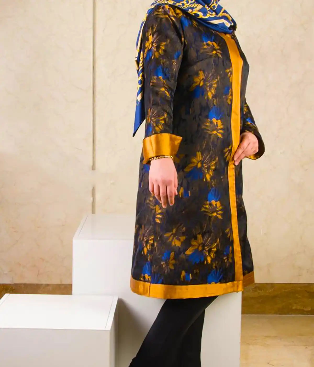 مانتو ژاکارد مجلسی مشکی