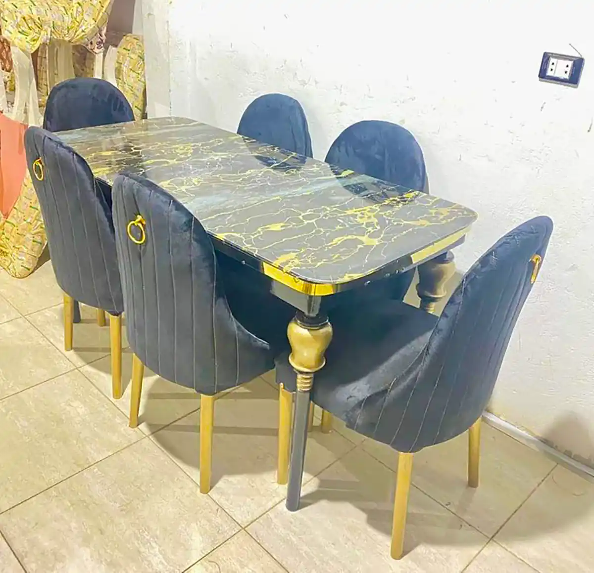 میز غذاخوری شش نفره