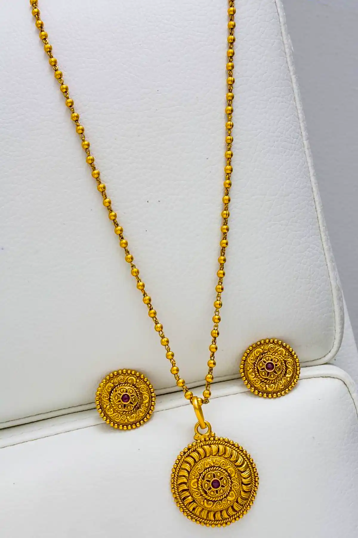 نیم ست طلا مدرن