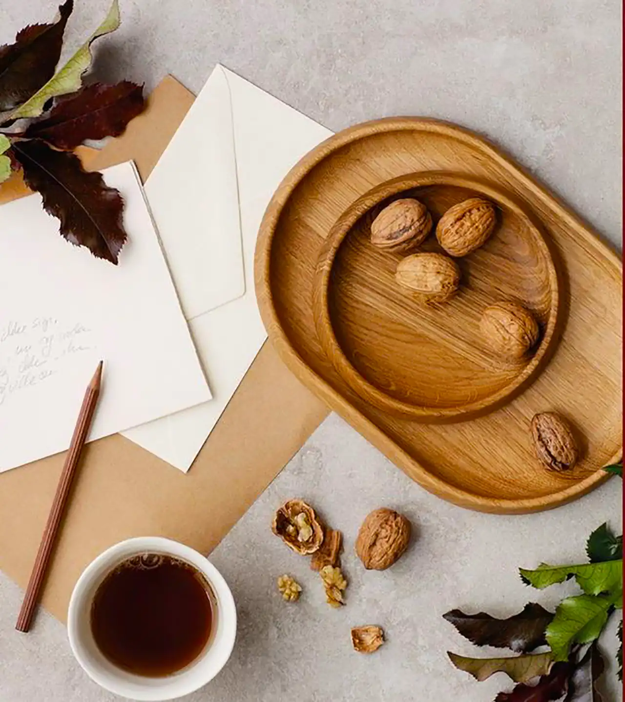 بشقاب چوبی مینیمال