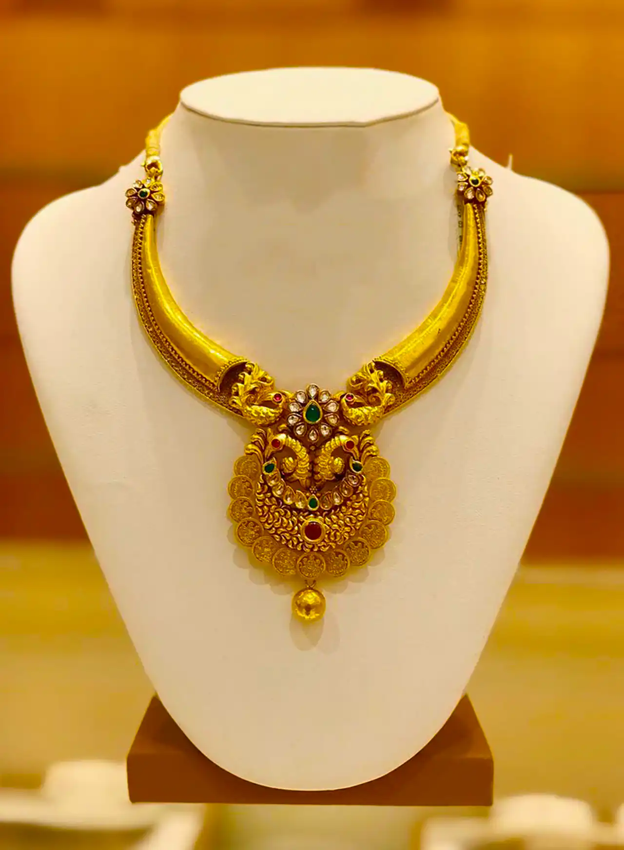 چوکر هندی طلا خاص