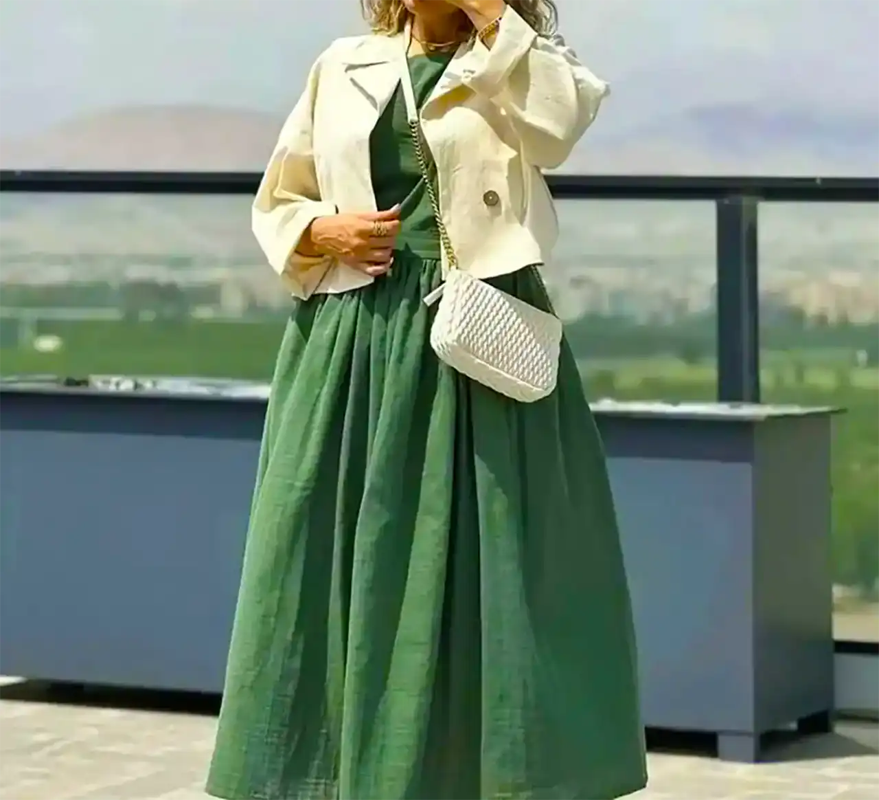استایل شاد زنانه با رنگ روشن