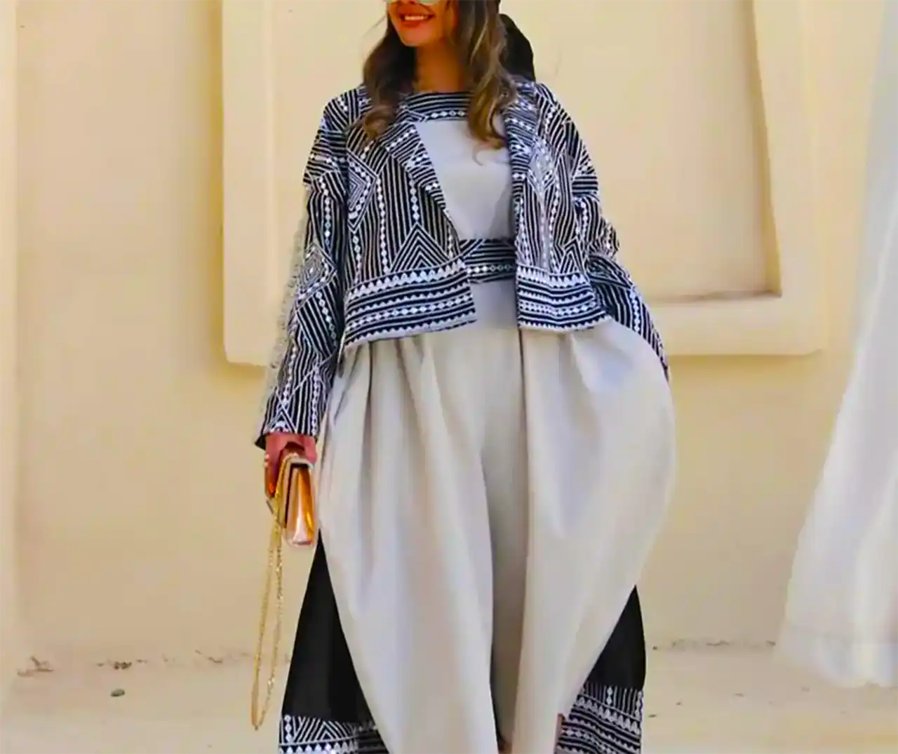 استایل شاد زنانه با رنگ روشن