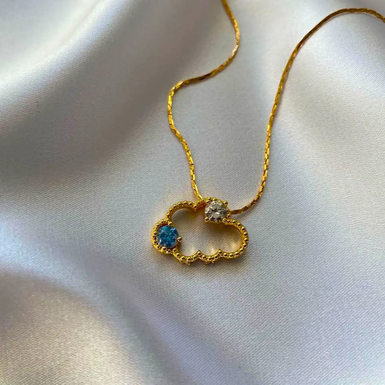 گردنبند طرح ابر