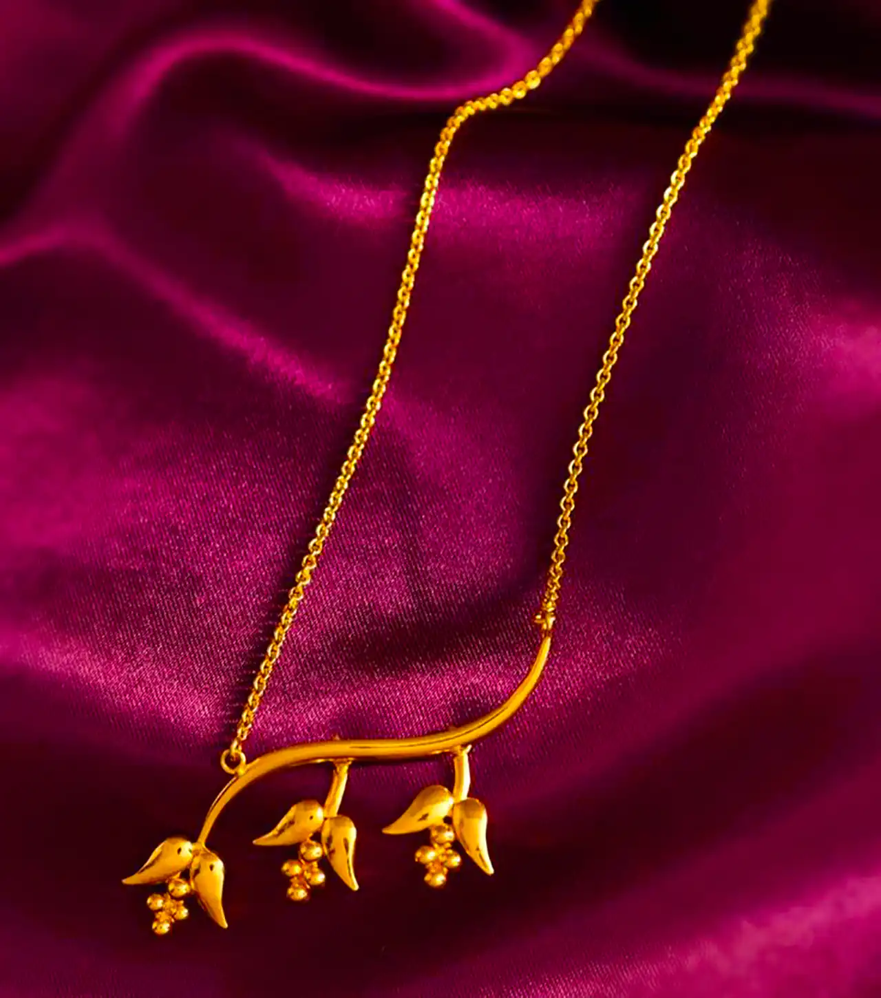 گردنبند زنانه طرح مدرن