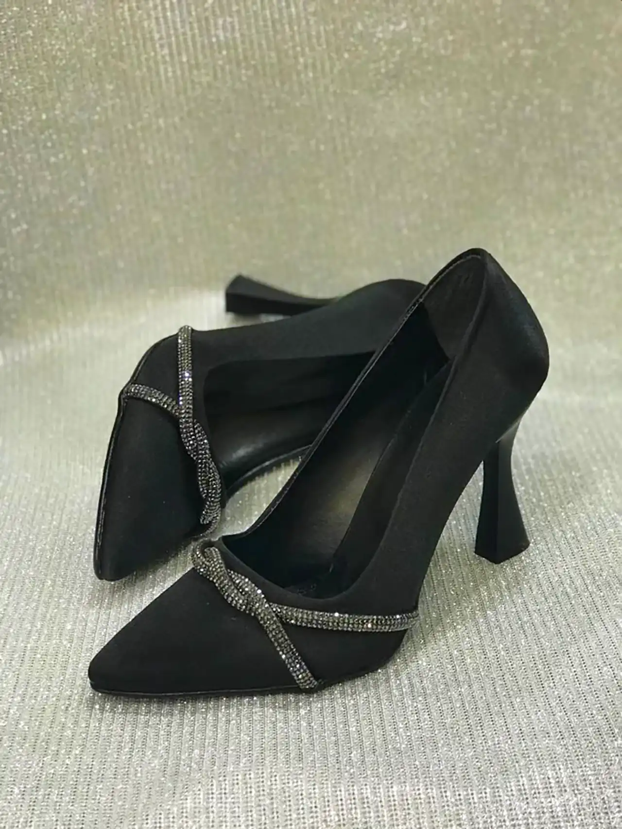 کفش شیک و مجلسی زنانه