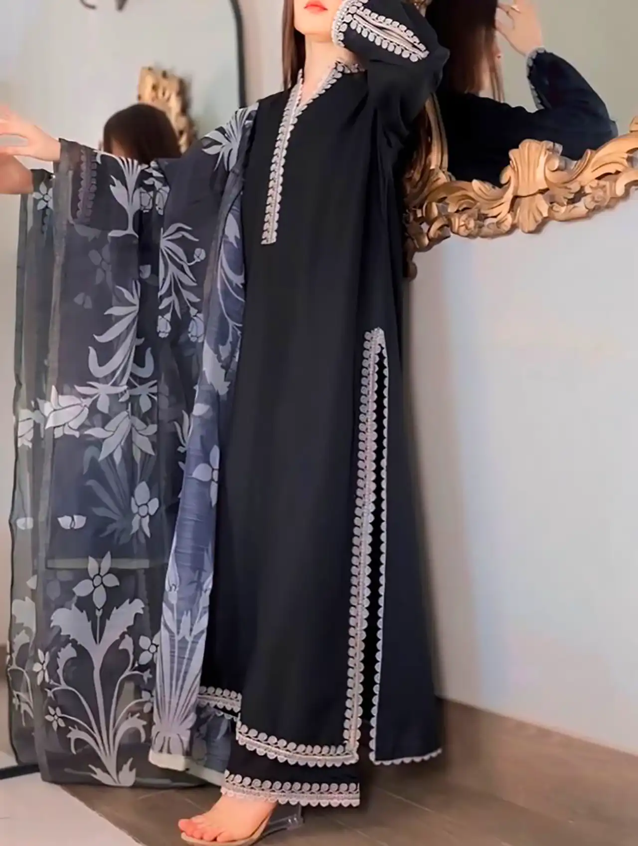لباس هندی زنانه