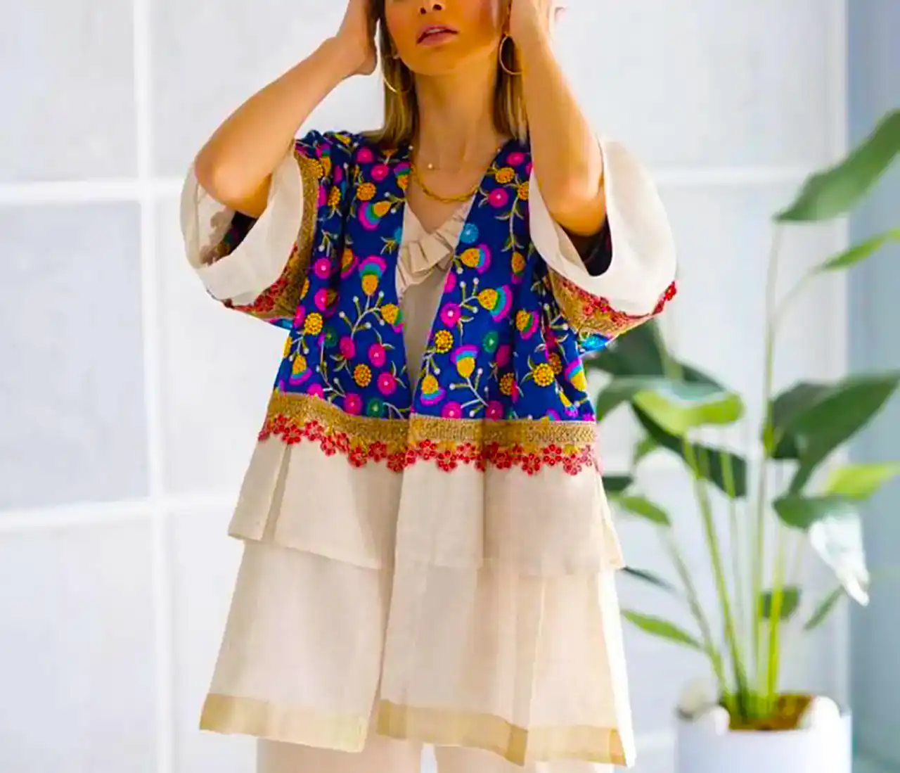 مانتو کتی سوزن دوزی