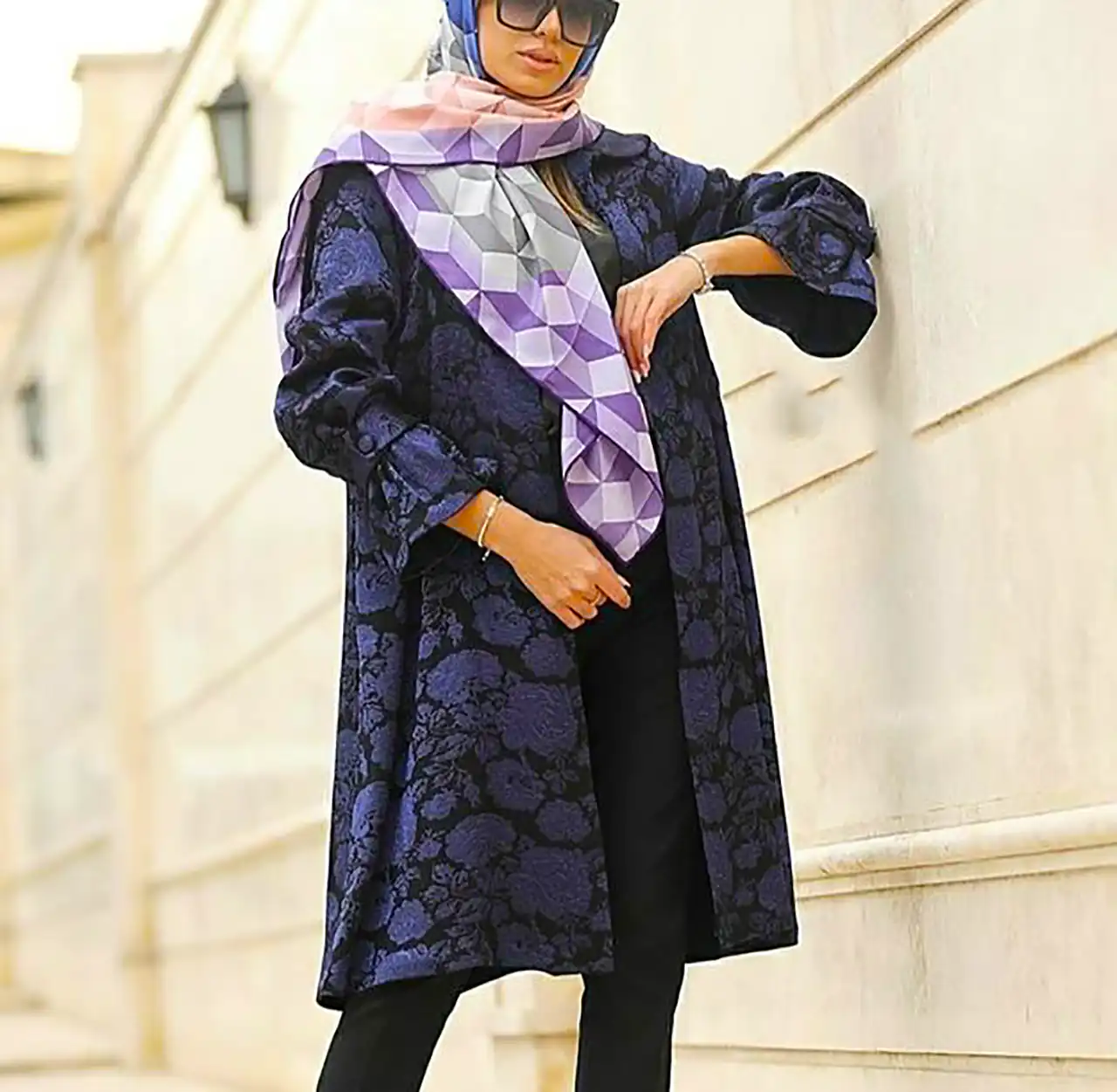 مانتو سوزن دوزی مشکی