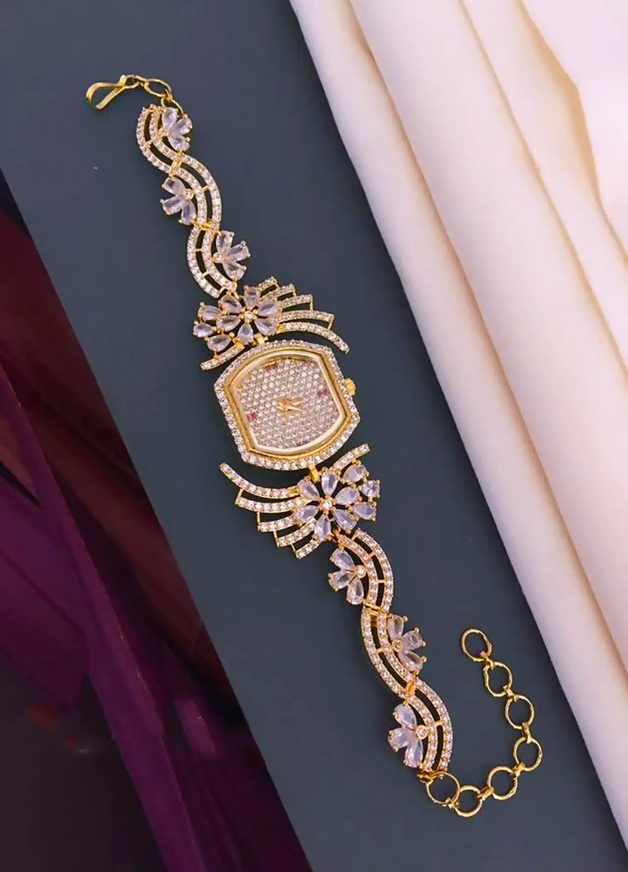 ساعت مچی شیک زنانه