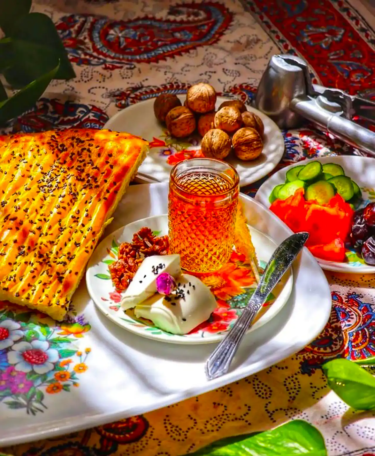 سرو صبحانه در طبیعت