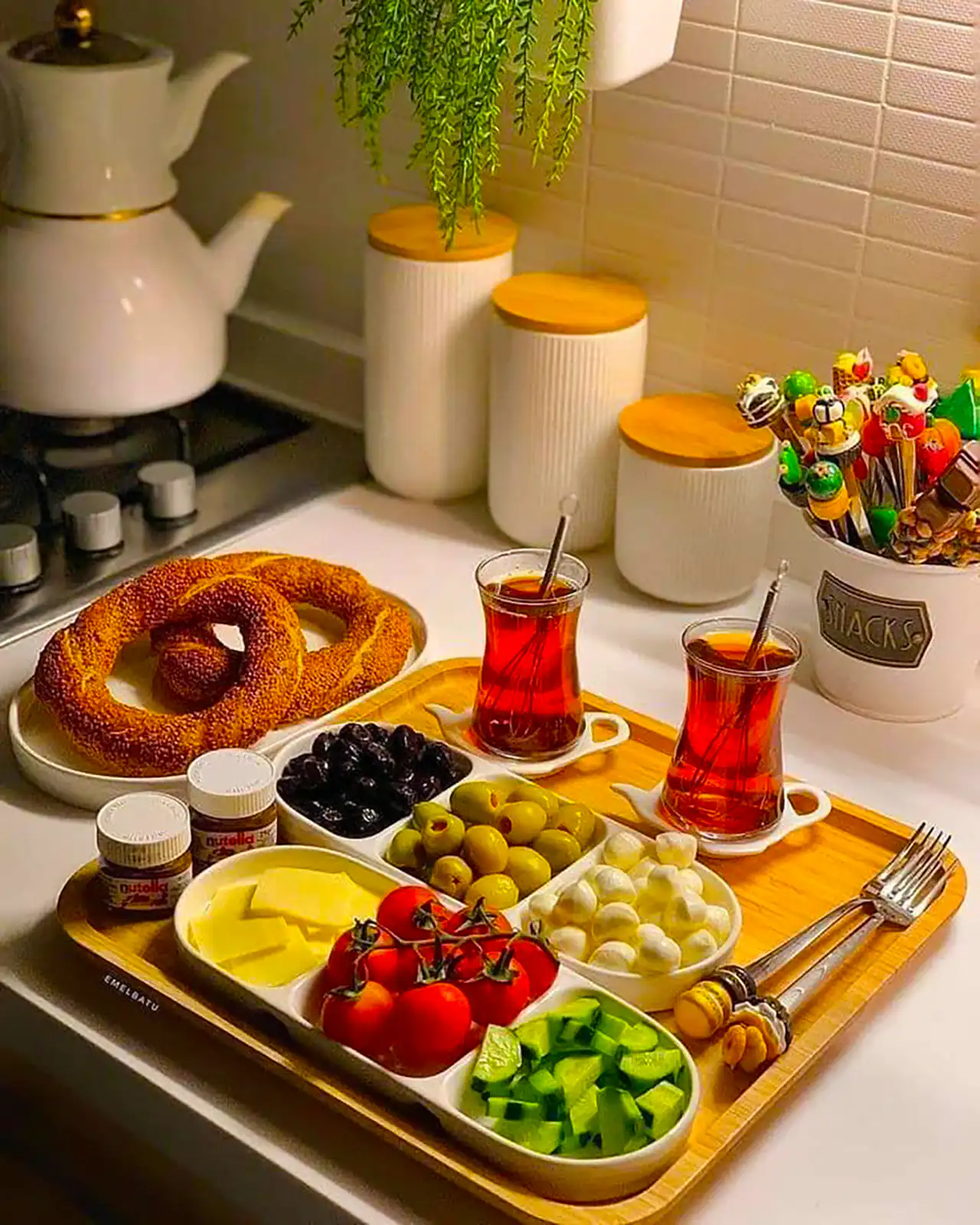 سرو صبحانه گرم لاکچری