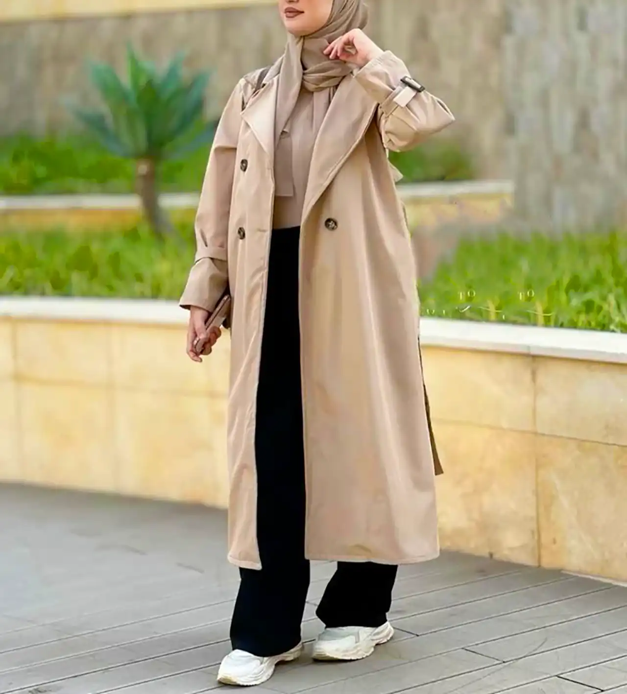 بارانی کرمی بلند زنانه