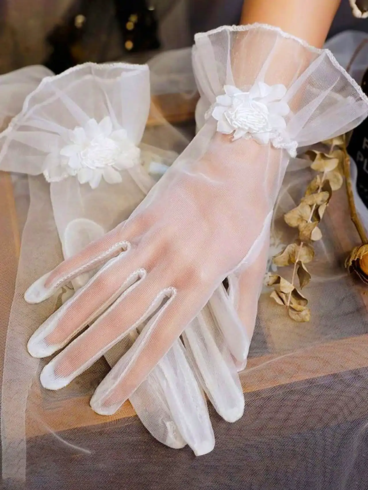 دستکش توری عروس