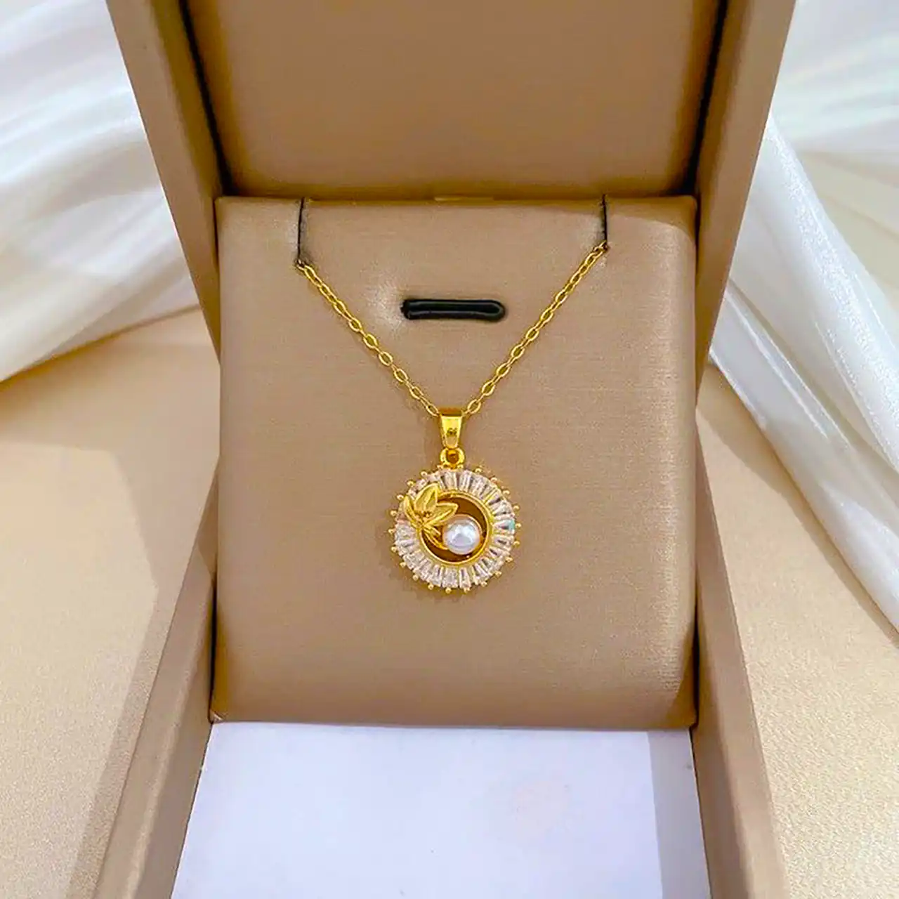 گردنبند طلا لاکچری