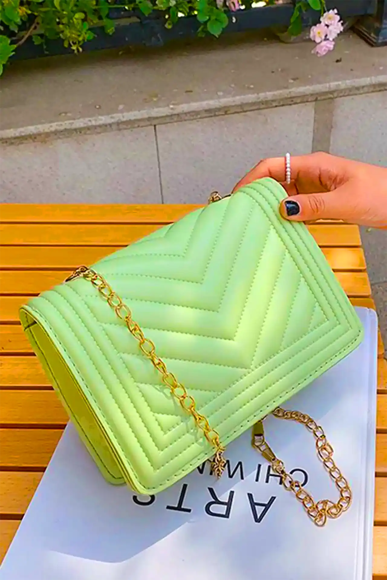 کیف دسته زنجیری زنانه