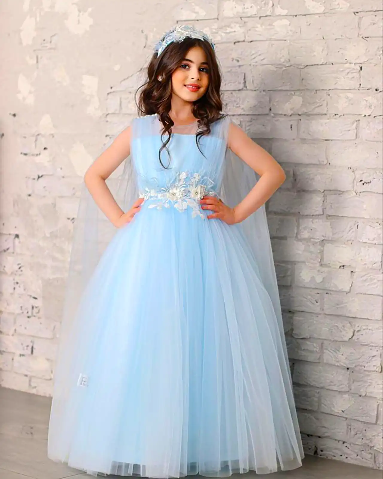 لباس عروسکی بچگانه