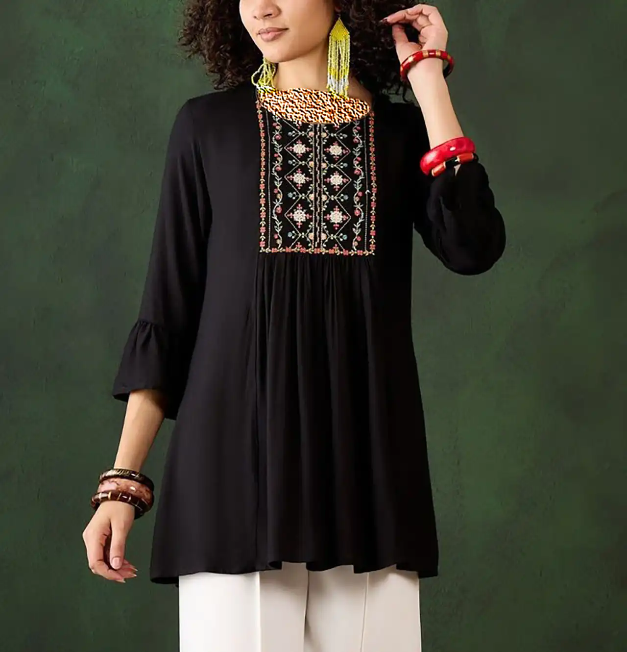 پیراهن کتان گلدوزی زنانه