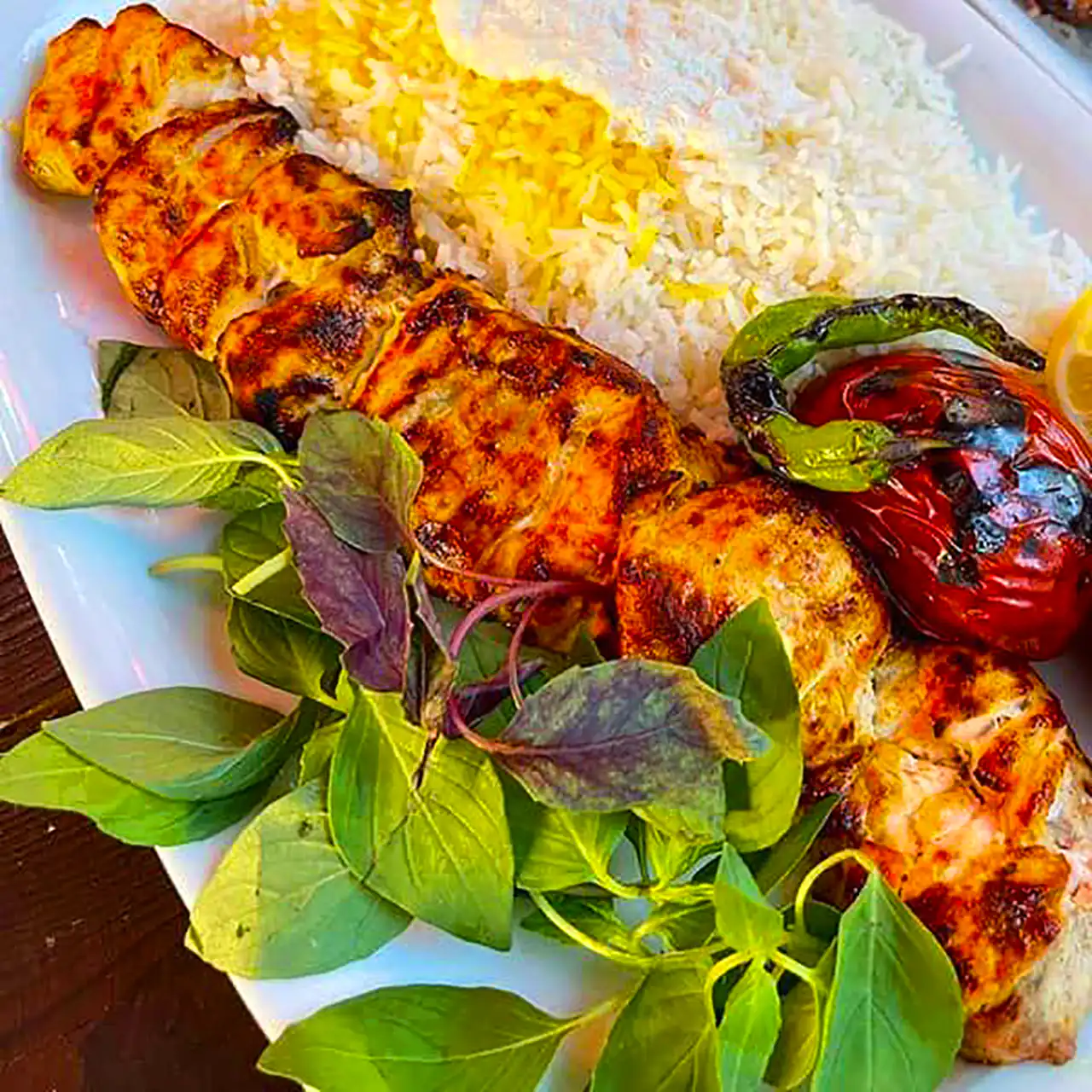 سرو جوجه کباب خونگی