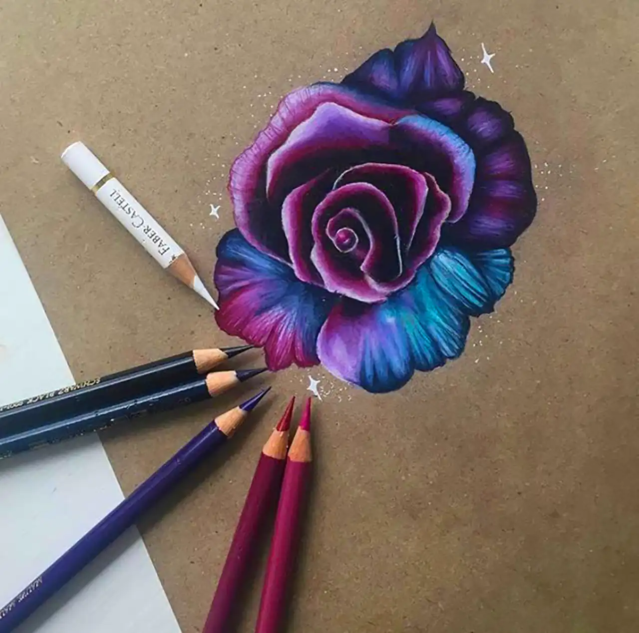 نقاشی با رنگ شبرنگ