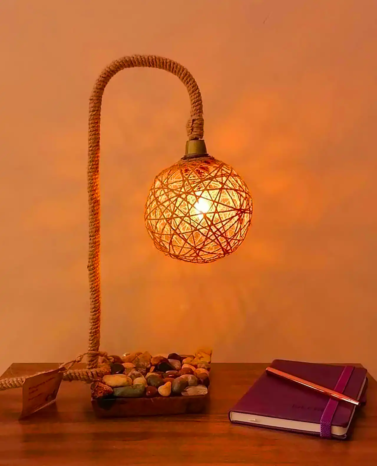 چراغ خواب رومیزی روستیک