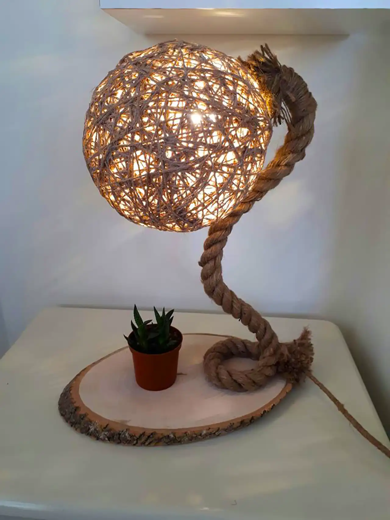 چراغ خواب رومیزی روستیک