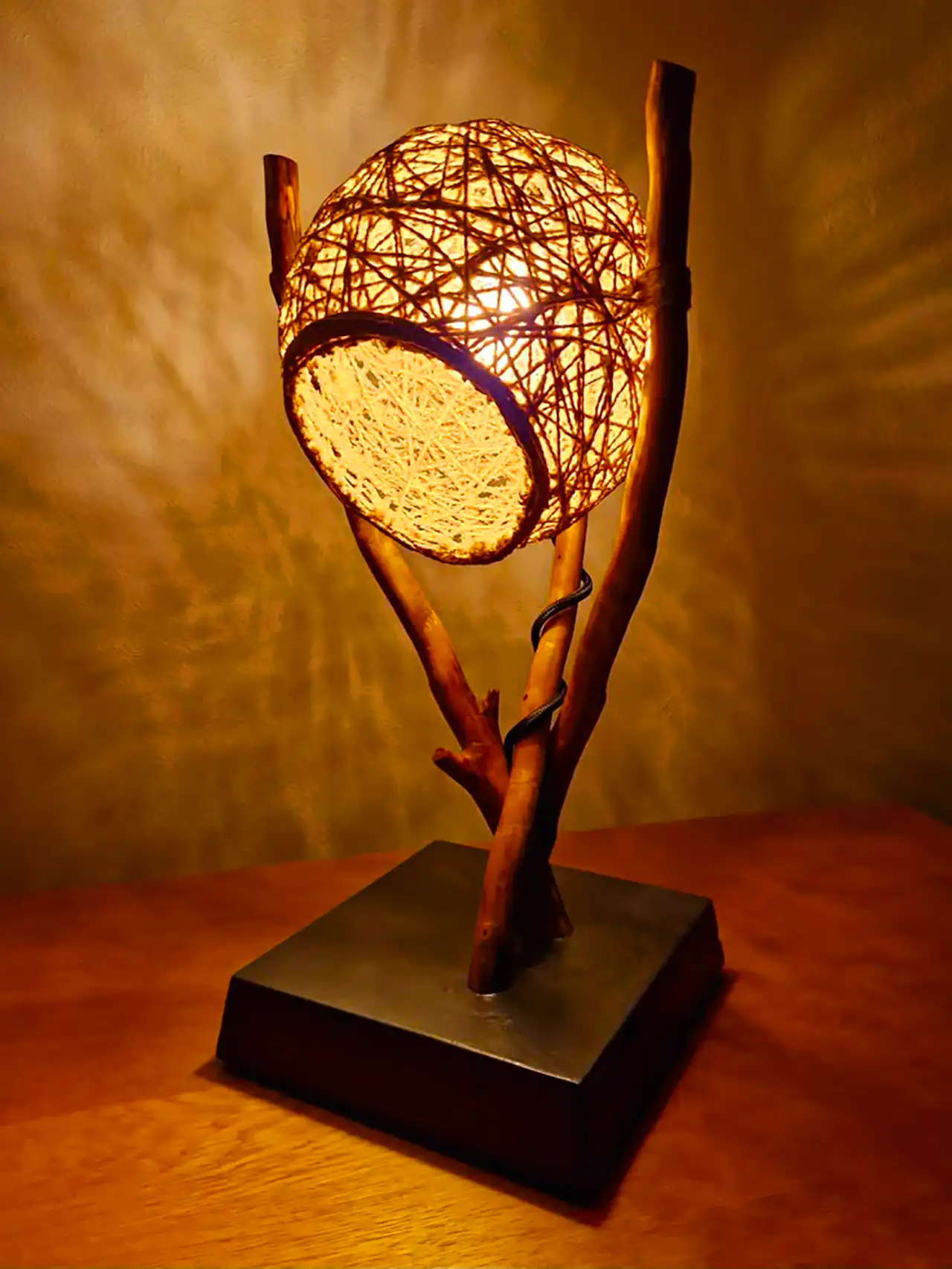 چراغ خواب رومیزی روستیک